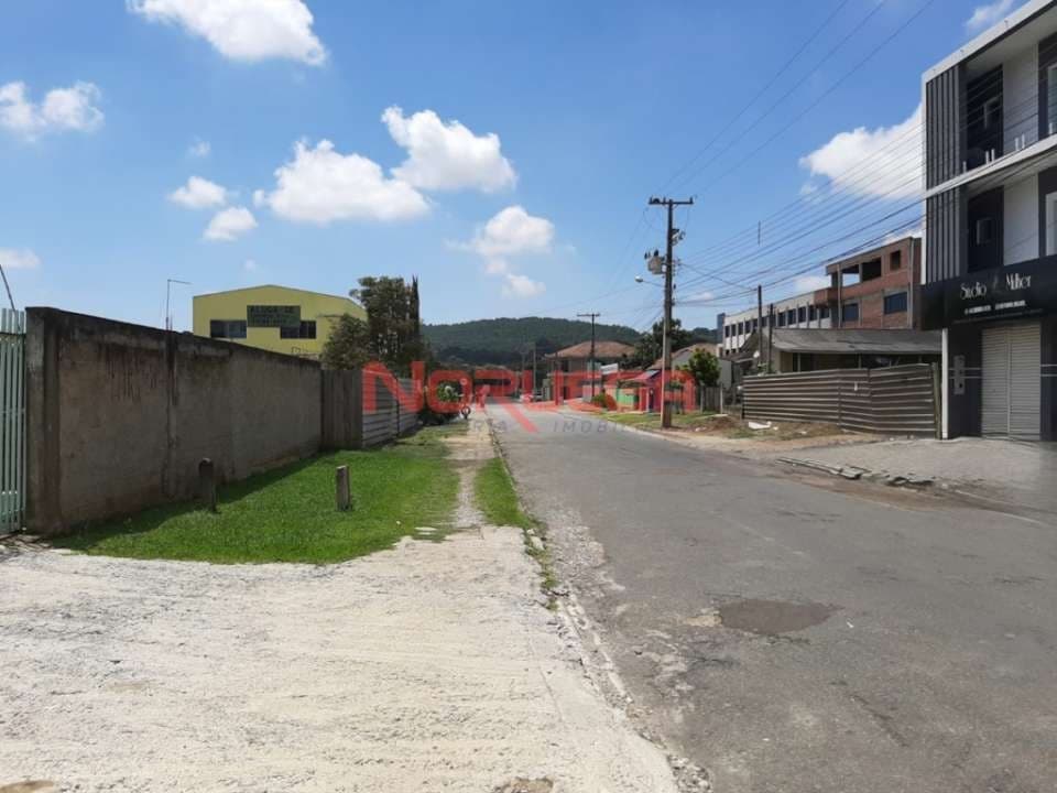 Imóveis de alto padrão para locação na Vila Santa Terezinha, Almirante Tamandaré-PR